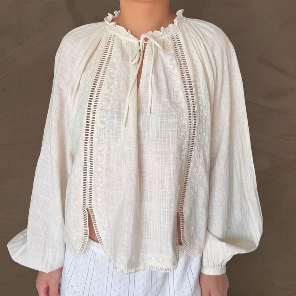 Zara cream blouse embroidered lace trim tie front size large